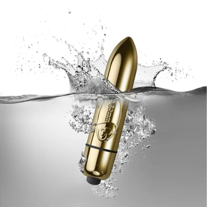 Anneau vibrant doré étanche en silicone, forme ergonomique, pour couples, vibrations puissantes, plaisir partagé.
