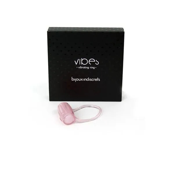 Anneau vibrant rose en silicone hypoallergénique, ergonomique, avec boîte noire, pour stimulation intense et confort.