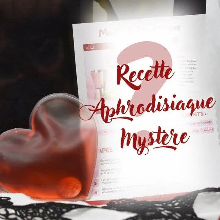 Coffret coquin édition limitée avec accessoires intimes, dentelle noire, et flacon parfumé sur fond romantique.
