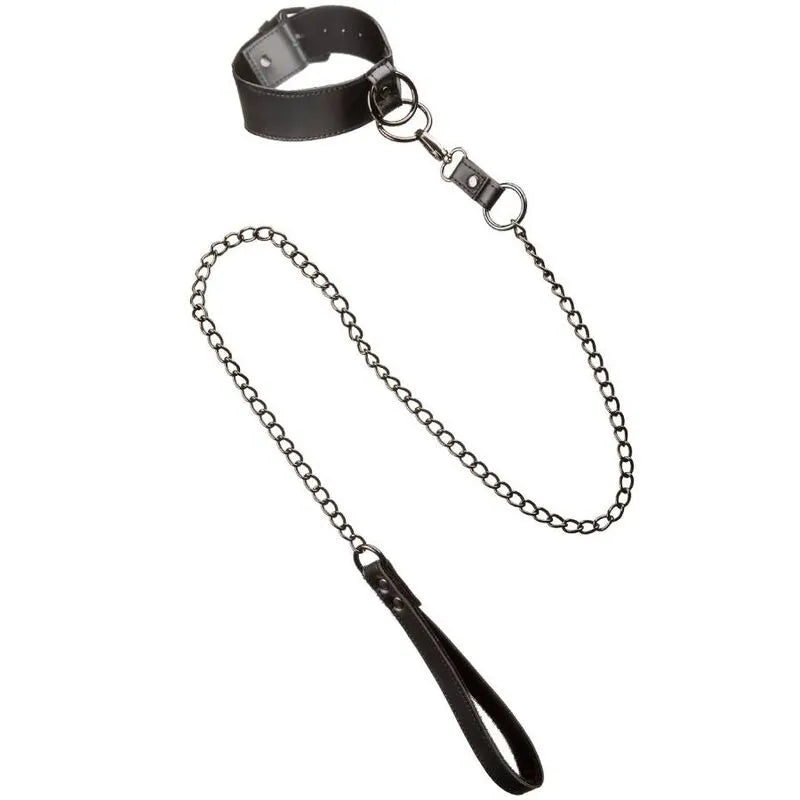 Collier BDSM noir en cuir végétalien avec chaîne métallique, intérieur velours, boucle sécurisée, esthétique moderne.