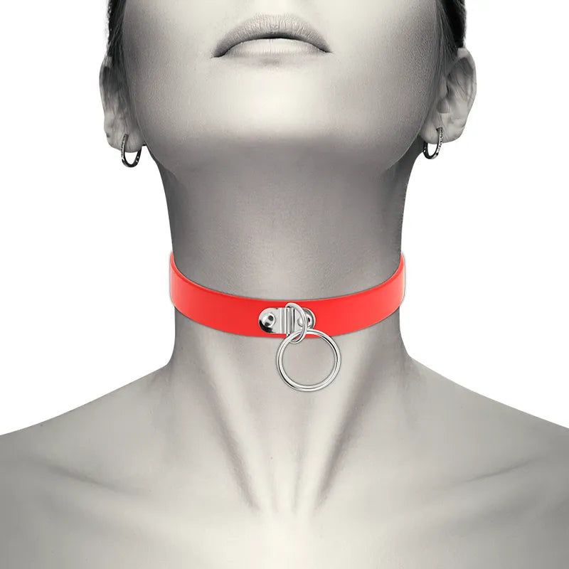 collier bdsm noir cuir polyuréthane végétalien réglable ajustable tailleunique élégant chic fétichiste lingerie audacieuse confortable léger durable éthique mystérieux sensuel