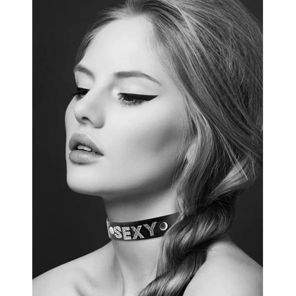 collier cuir noir réglable pressions strass inscription SEXY fétichiste sensualité glamour chic 46cm 2cm