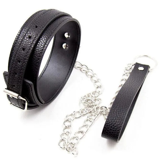 Collier laisse simili cuir motif serpent élégant sensuel séduisant réglable chaîne métallique robuste durable confortable léger qualité sécurisé polyvalent intime