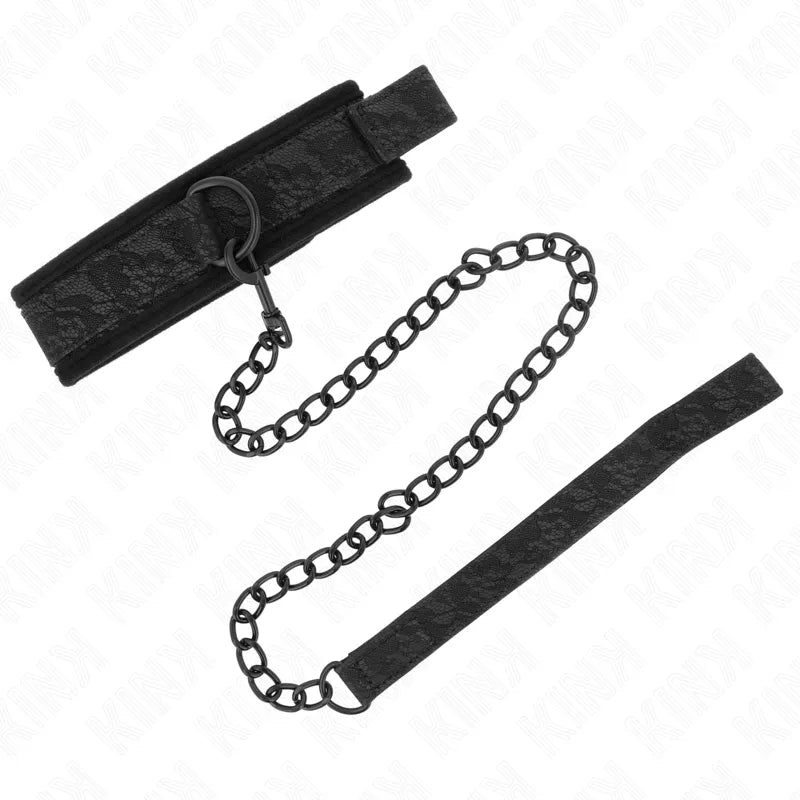 Collier BDSM cuir noir élégant avec boucle réglable et chaîne, design robuste et sophistiqué pour confort et style.