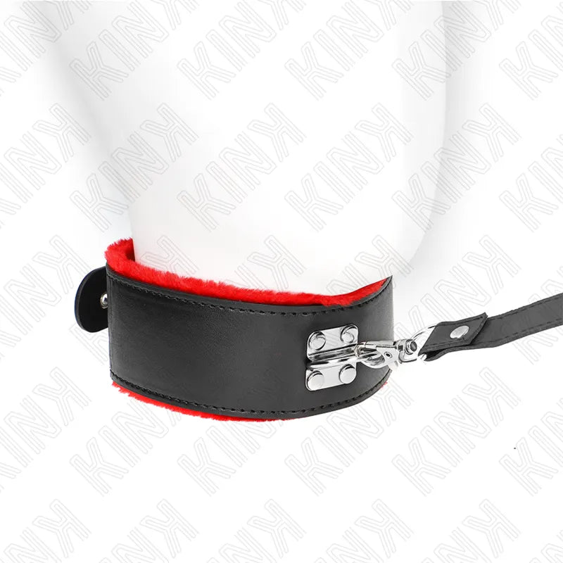 Collier BDSM en cuir noir et bordeaux, boucle réglable, doublure rouge, design élégant et robuste, qualité artisanale.