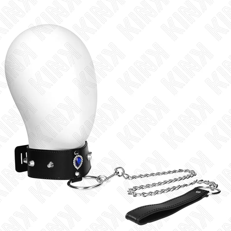 Collier cuir véritable métal résistant réglable boucles confort durable élégant raffiné luxe sophistiqué polyvalent soumission contrôle ergonomique couleurs variées