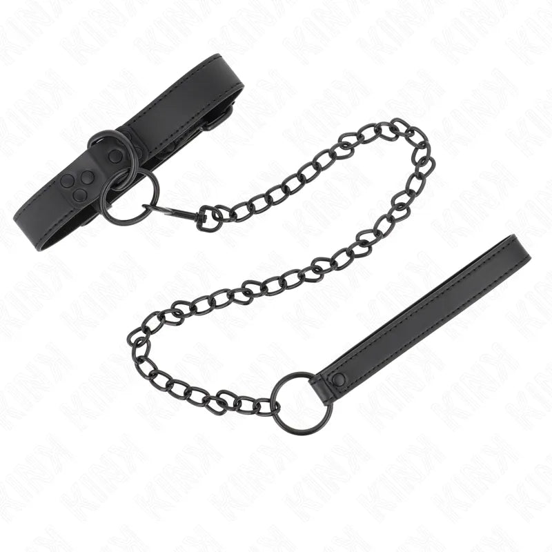 Collier et laisse BDSM en cuir noir, chaîne métallique, ajustable, élégant, pour soumission et contrôle sophistiqués.
