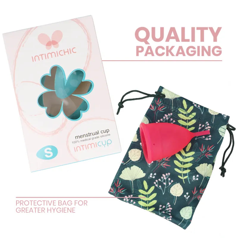 Coupe menstruelle rose en silicone médical avec pochette fleurie, emballage Intimichic, taille S, écologique et réutilisable.