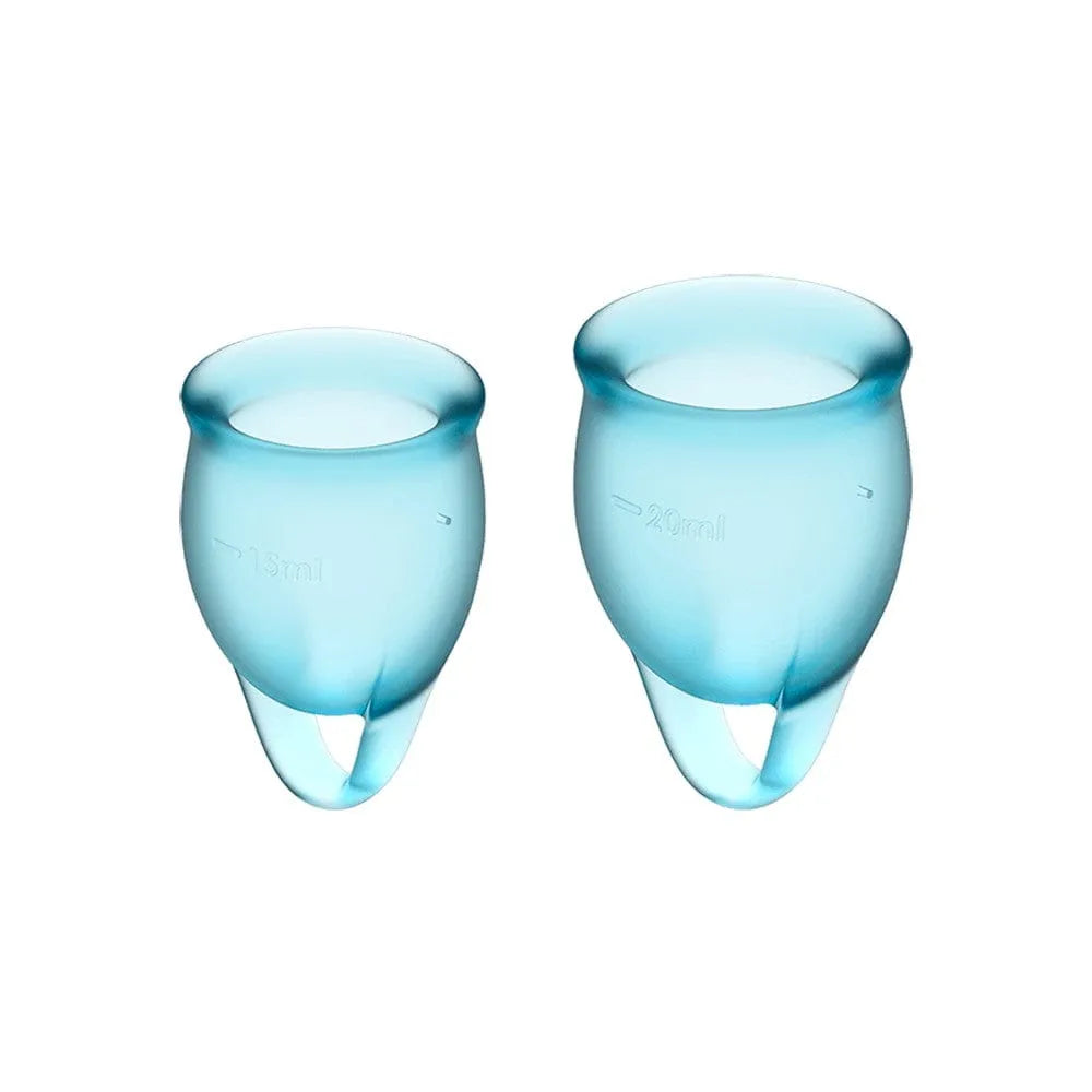 coupe menstruelle silicone médical bleu clair confortable hygiénique sécurité capacité quinze vingt millilitres flux léger modéré ergonomique insertion retrait stérilisable