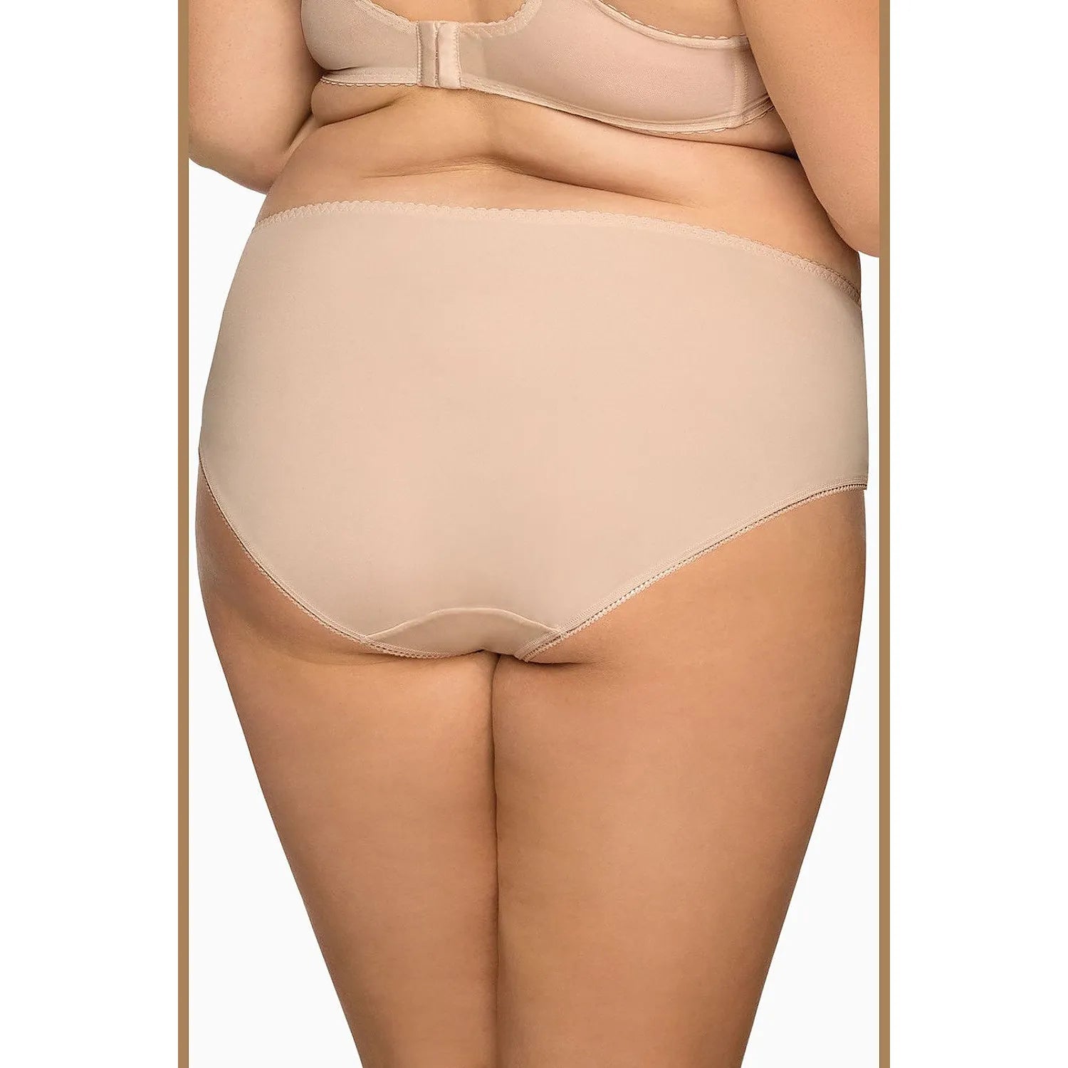 Culotte beige en dentelle florale, microfibre douce, coupe élégante, confort invisible, maintien optimal.