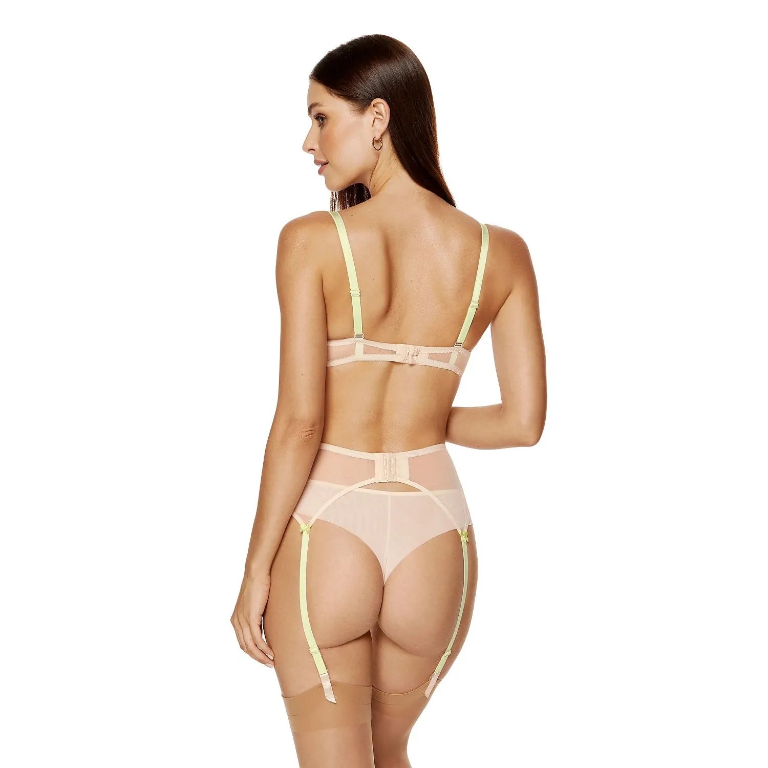 Ensemble lingerie beige vert broderie florale tulle transparent, soutien-gorge armatures, culotte, porte-jarretelles.