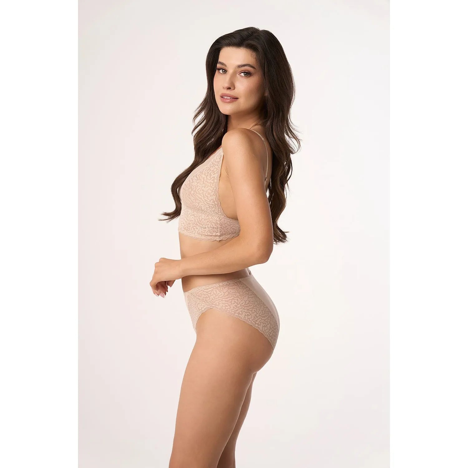 Culottes beige Babell 199356 en coton et élasthanne avec dentelle élastique, confort et élégance pour femmes.