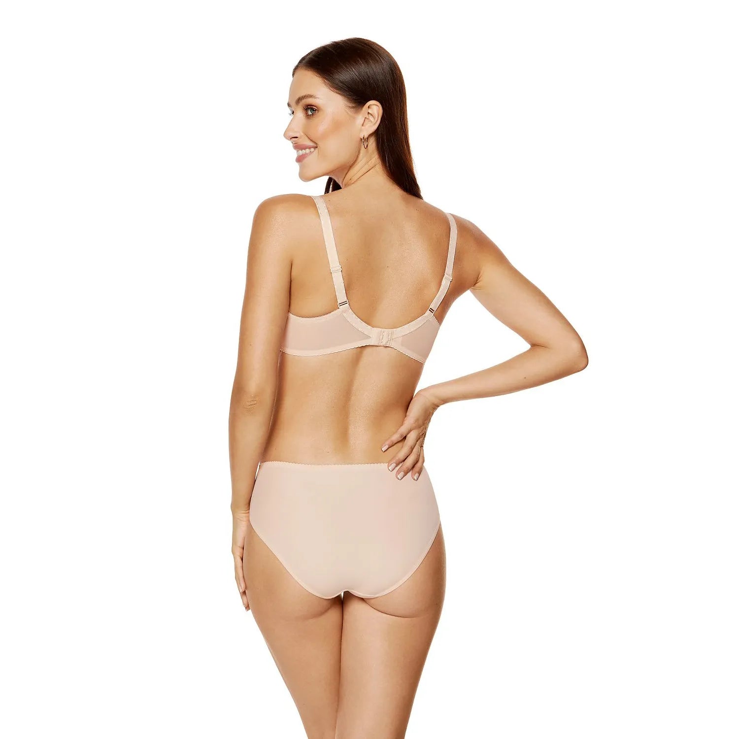Culotte beige Gorteks 202861 avec broderie florale, maille lisse, élégance et confort, lingerie féminine sophistiquée.
