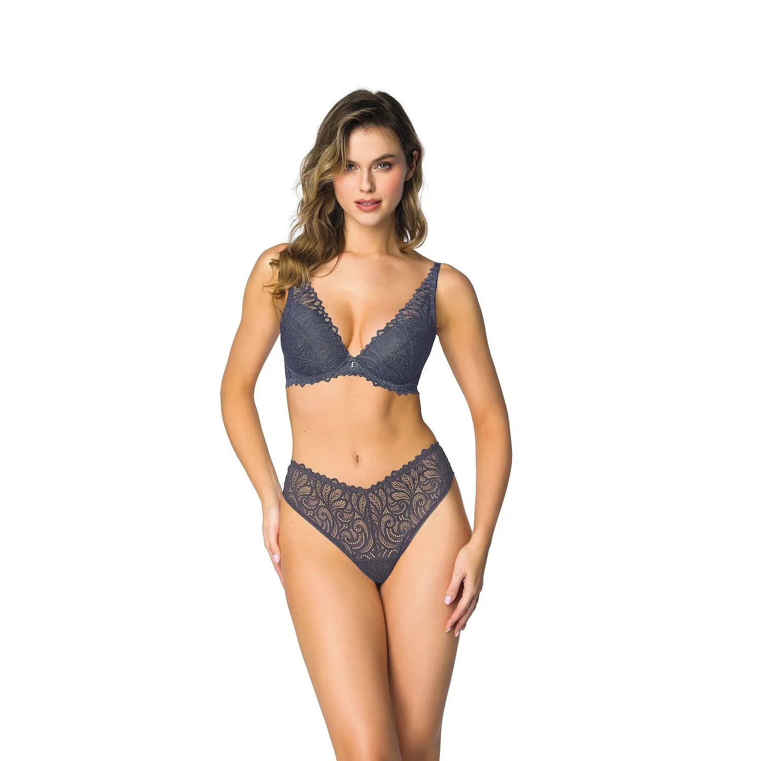 Culotte taille haute en dentelle grise à motifs floraux, élégante et confortable, avec doublure en coton.