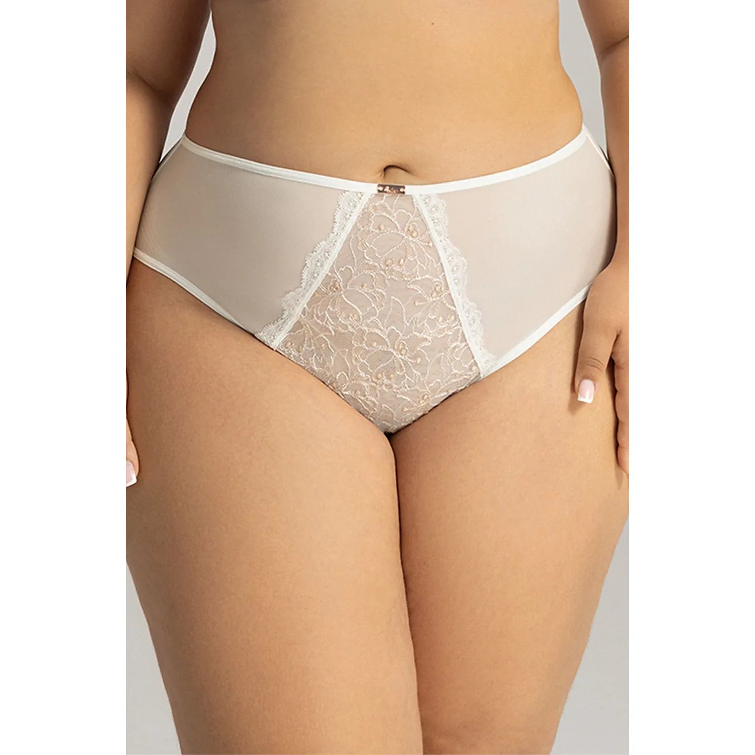 culottes brésiliennes dentelle fleurie microfibre douce extensible maintien élastique grande taille couvrante raffinée élégante confortable durable coutures précises