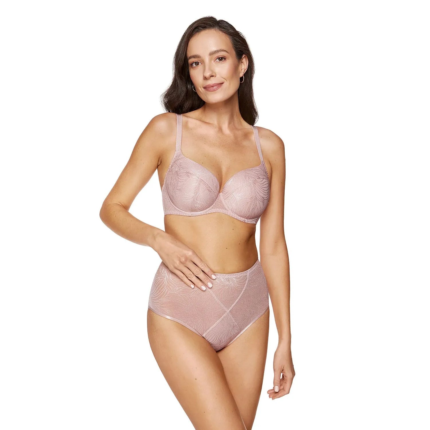 Culottes model 212647 Gorteks hauts en tulle et dentelle florale soutien-gorge à armatures confort et esthétique luxe discret