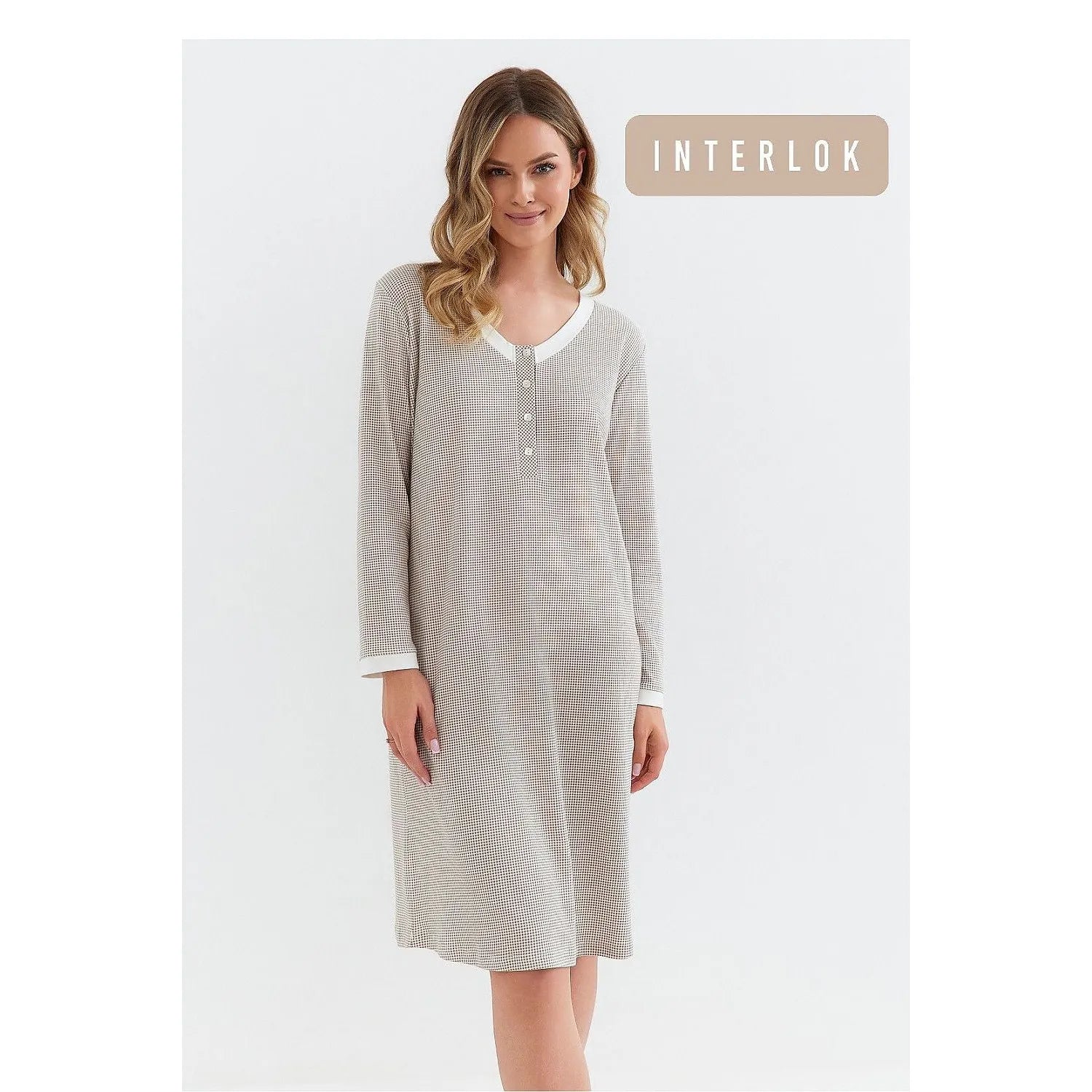 Chemise de nuit femme grise manches longues, tissu interlock, élégance et confort pour nuits fraîches.