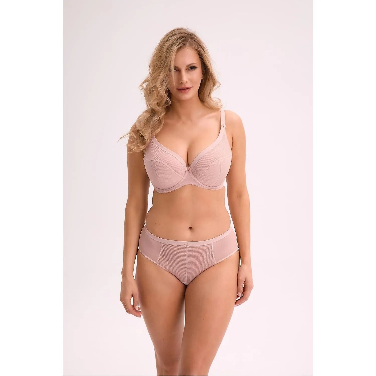 Culottes model 212767 Gaia lingerie féminine subtile élégance confort transparent résille bande élastique nœud décoratif palette discrète quotidien