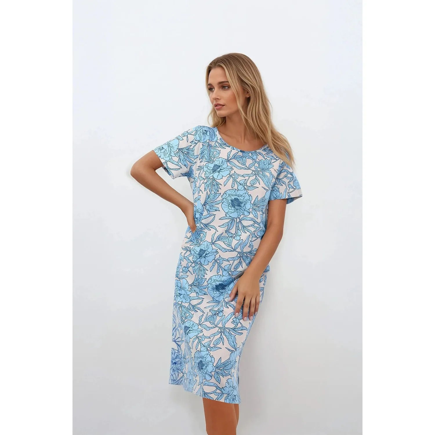 Chemise de nuit design floral bleu blanc confortable luxe douce hypoallergénique coton polyester model 213503