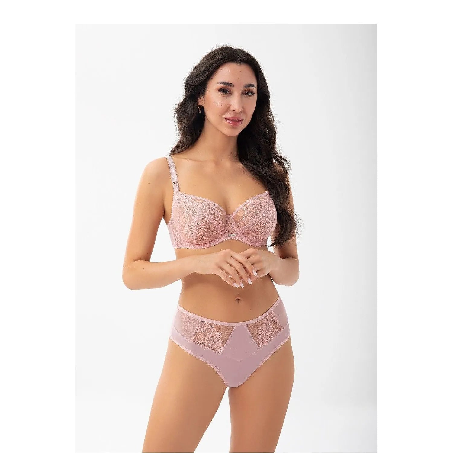 Culottes brésiliennes Gorsenia lingerie mode 216143 tissu doux double tulle broderie résille silhouette subtile confort toutjour