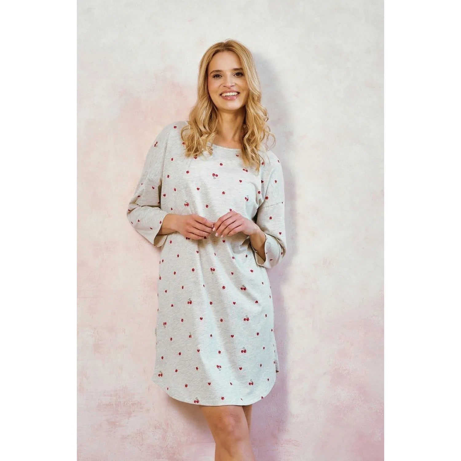 Chemise de nuit Taro model 216256 confort maximal couleurs douces design élégant coton élasthanne manches 7/8 liberté de mouvement usage quotidien détente cadeau femme