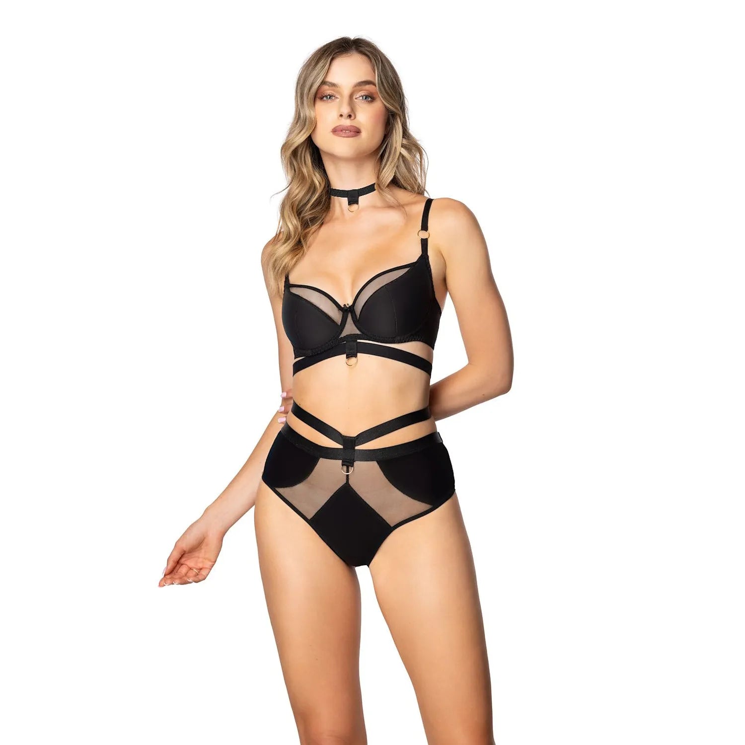 Culotte érotique noire taille haute avec mesh transparent et anneau métallique, design moderne et sensuel pour femmes.