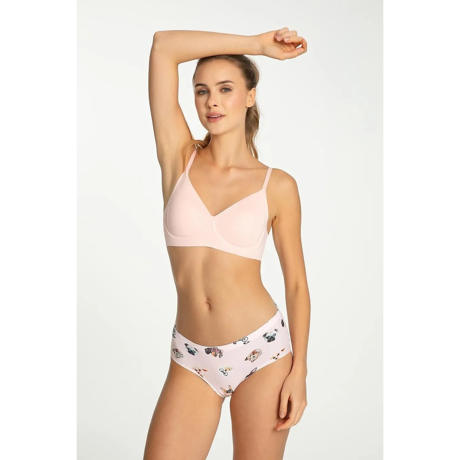 Ensemble de lingerie Julimex 220545 culotte soutien-gorge microfibre invisible confort élégance design moderne matières douces