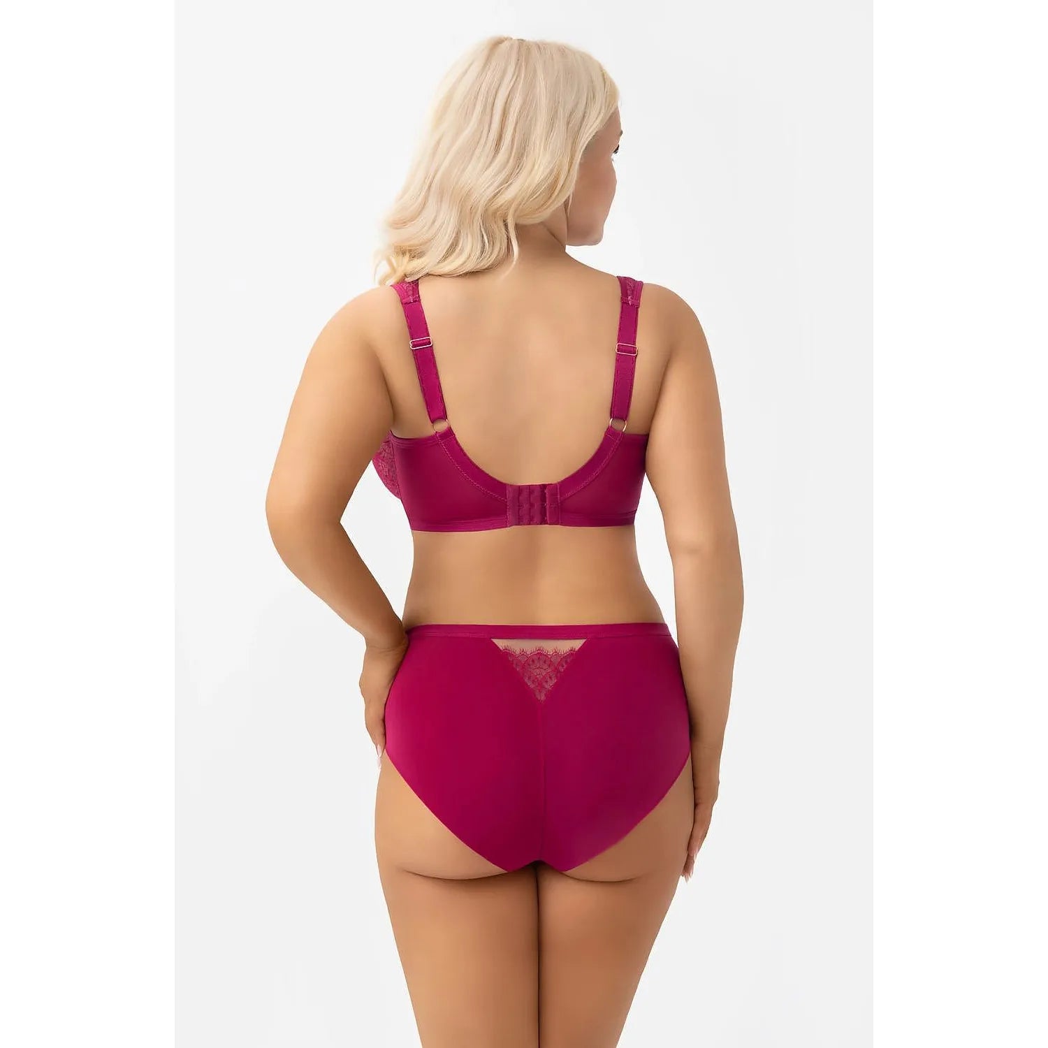 Culottes grande taille Gorsenia 227791, couleur bordeaux, dentelle délicate, confort élasthanne polyamide, élégance.
