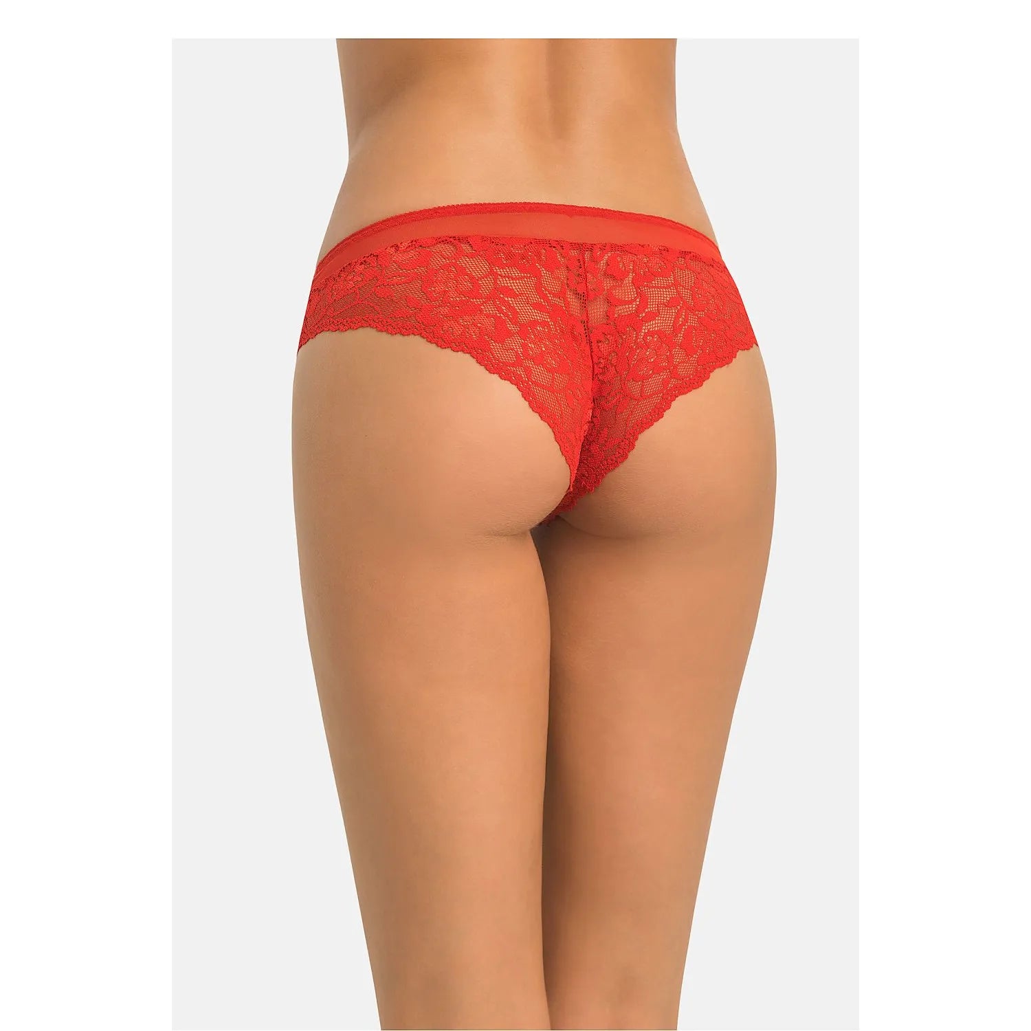 Culotte brésilienne rouge en dentelle transparente Teyli, élégante et confortable, mettant en valeur les courbes féminines.