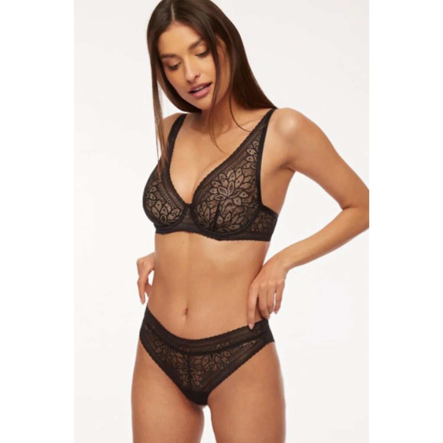 Bracelet soutien-gorge dentelle italienne romantique femme petit buste confort
