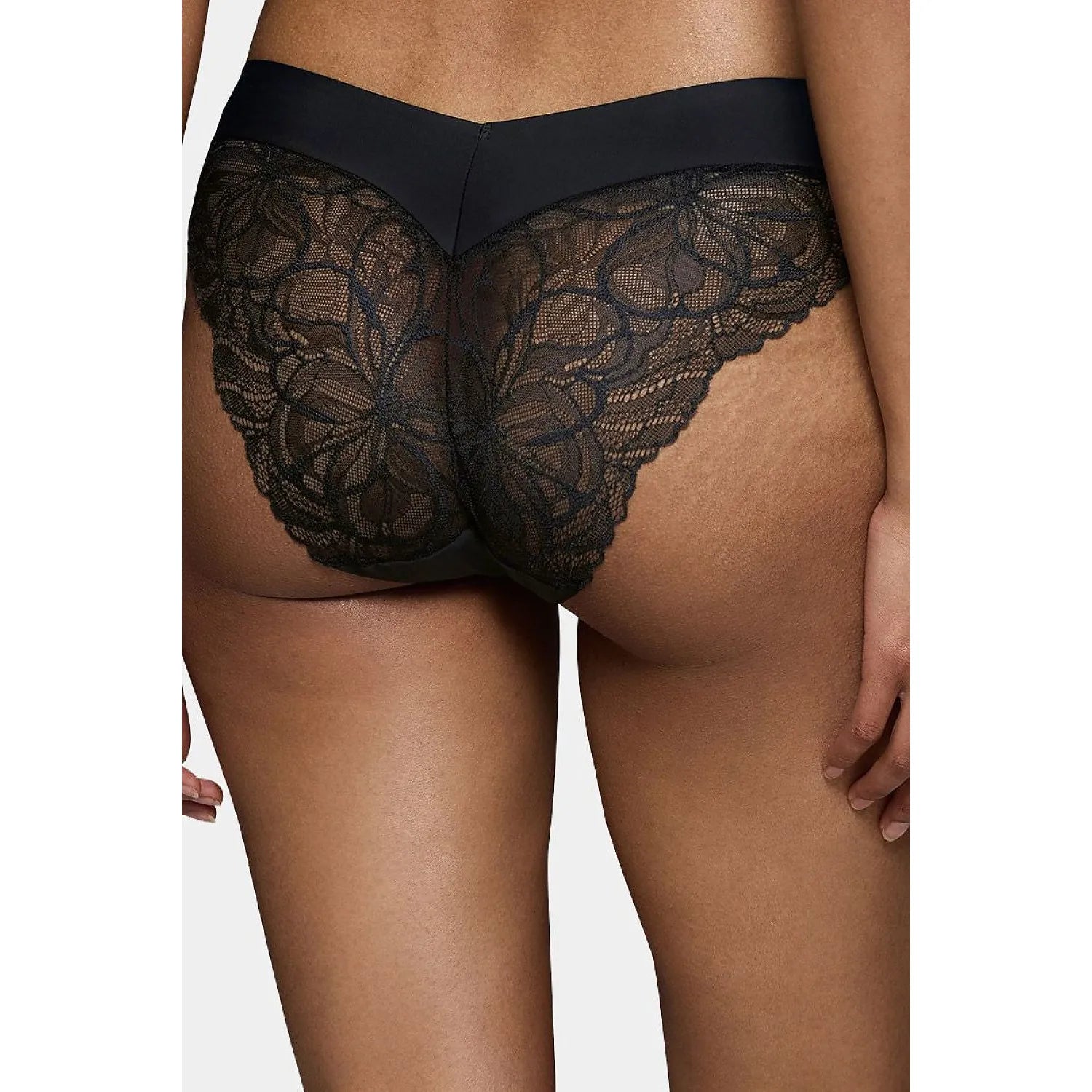 Culotte noire Triumph Body Make-Up Illusion Lace, dentelle élégante, coupe haute, confort microfibre, design moderne.