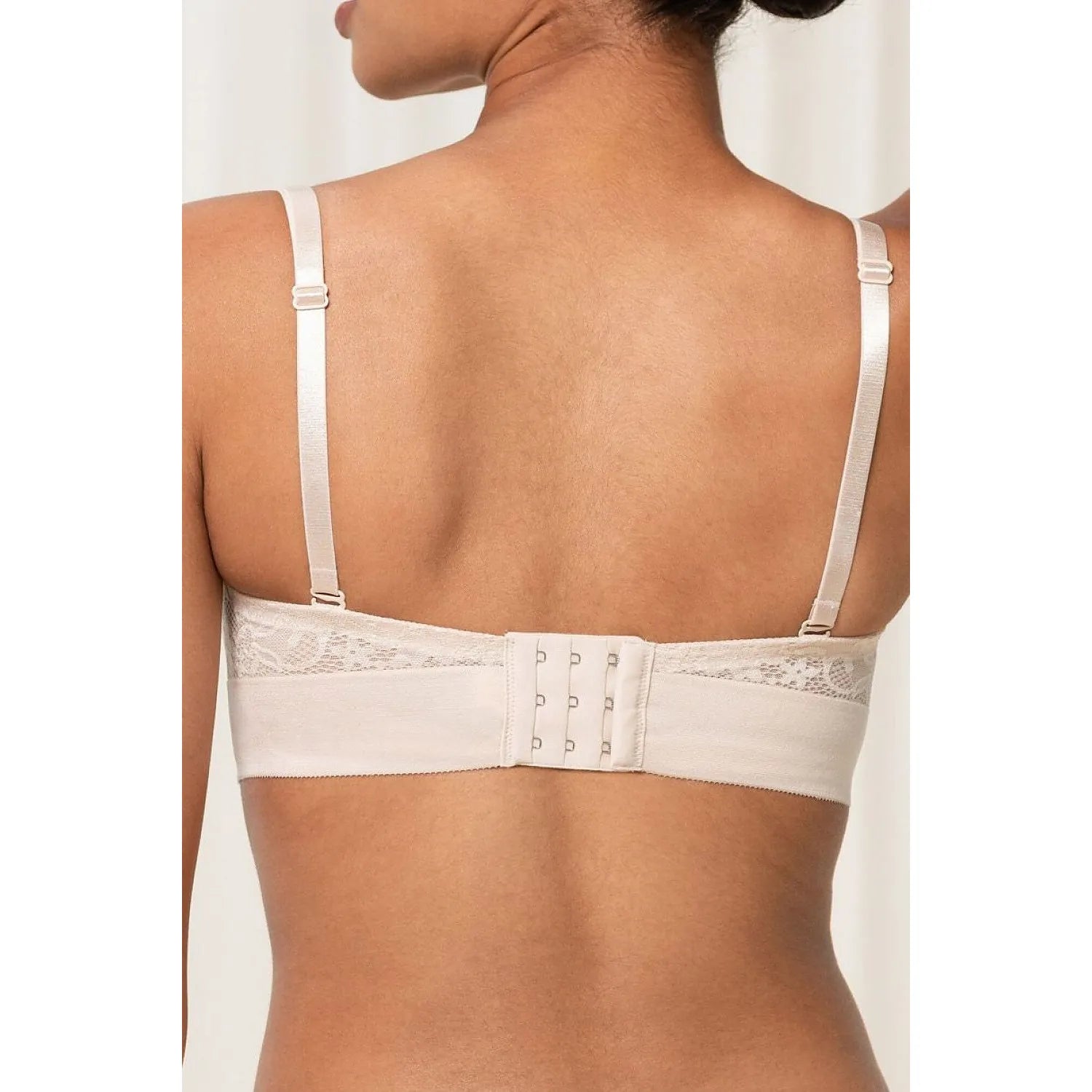  Soutien-gorge sans-bretelles model 229986 Triumph 