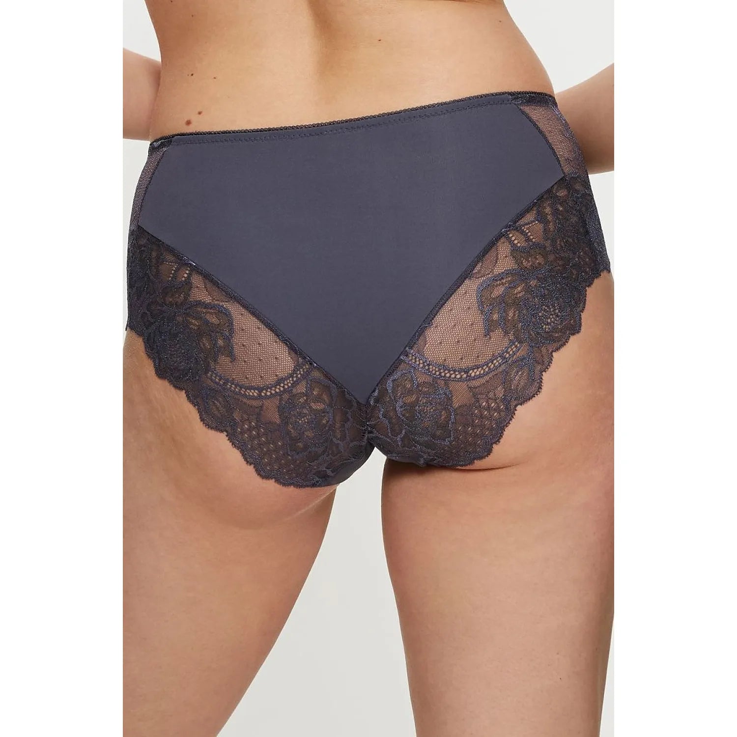 Culotte Triumph modèle 230041, dentelle florale bleue, coupe maxi haute, confort et élégance féminine.