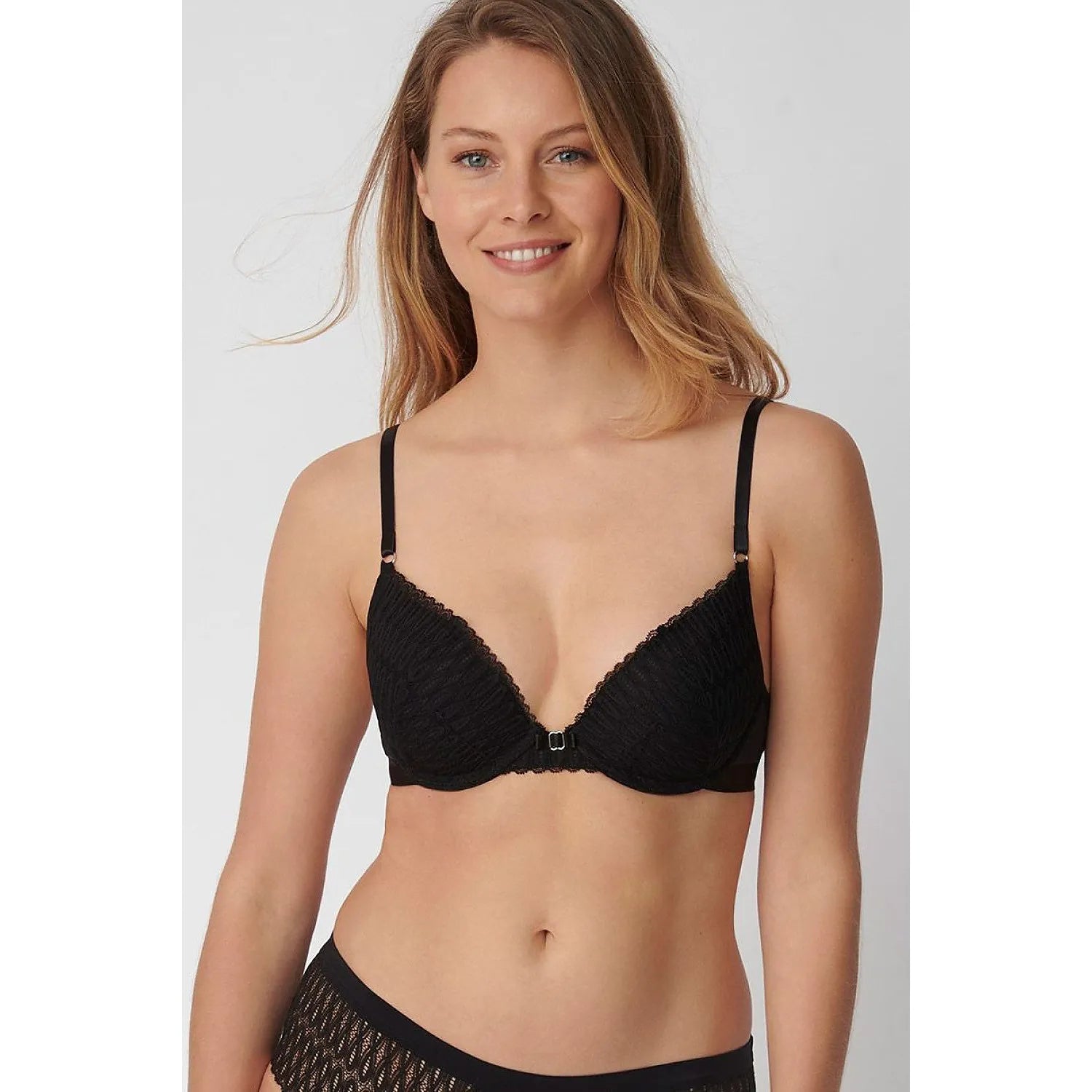  Push up model 230227 Triumph 