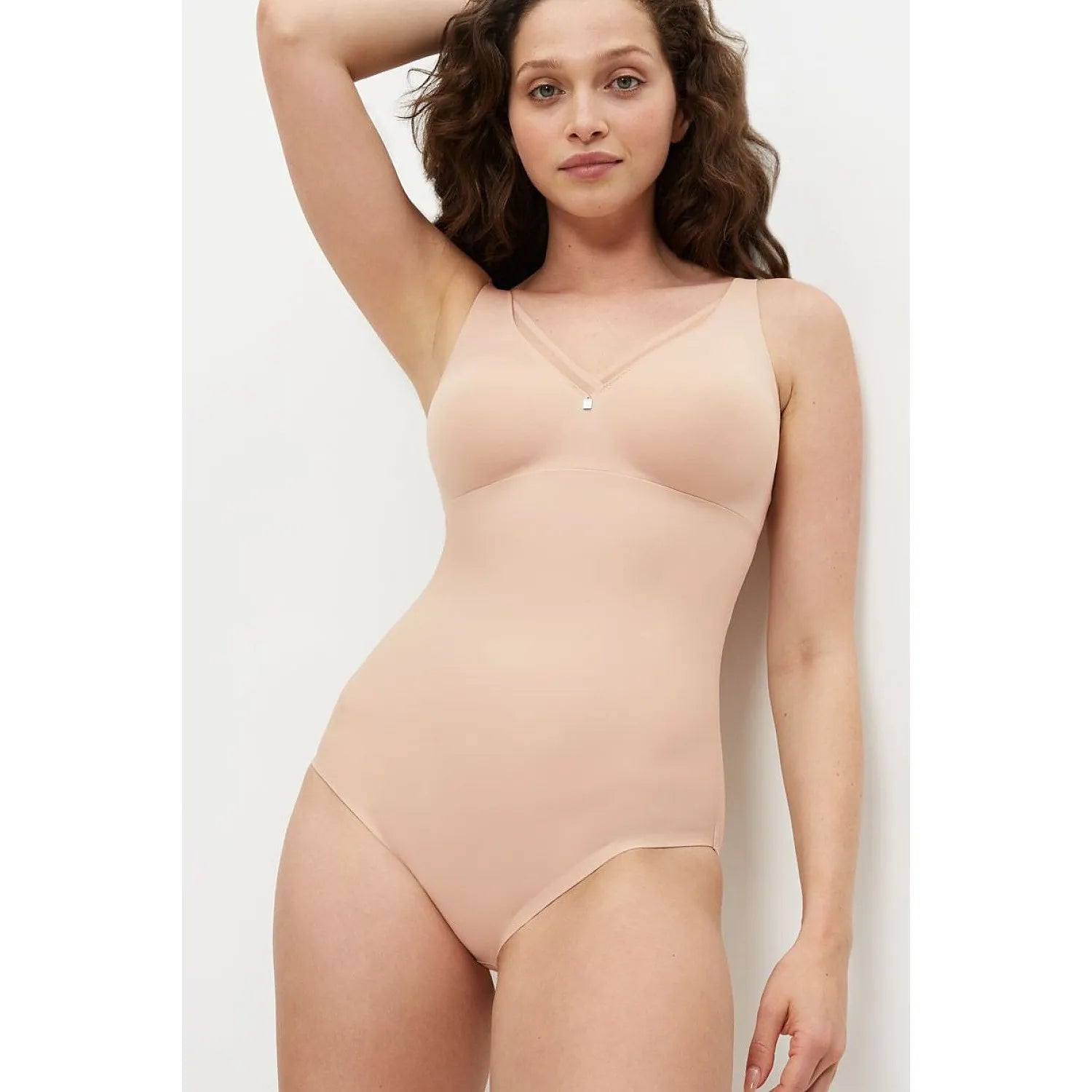 Body chair True Shape Sensation Triumph, sans armatures, minimiseur, bonnets lisses, silhouette affinée, confort optimal.