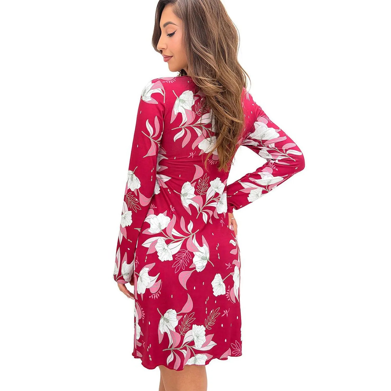 Chemise de nuit rouge floral manches longues dentelle, coupe ample, longueur genou, élégante et confortable pour femme.
