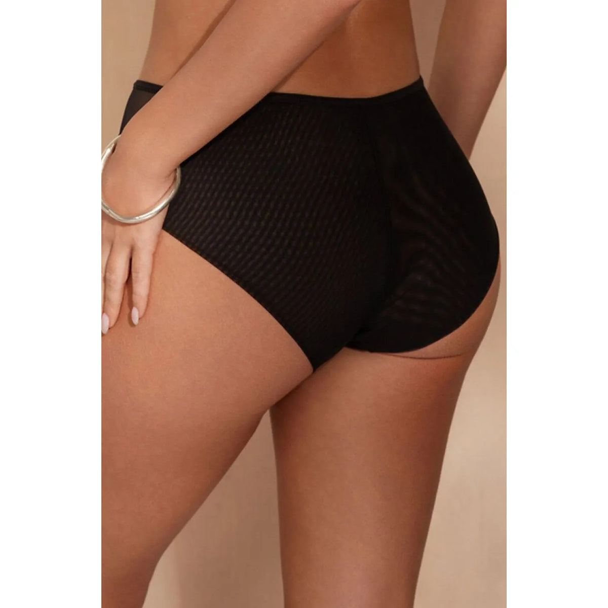 Culotte taille haute noire Kinga 231561, tulle côtelé, inserts transparents, élégance moderne, confort optimal.