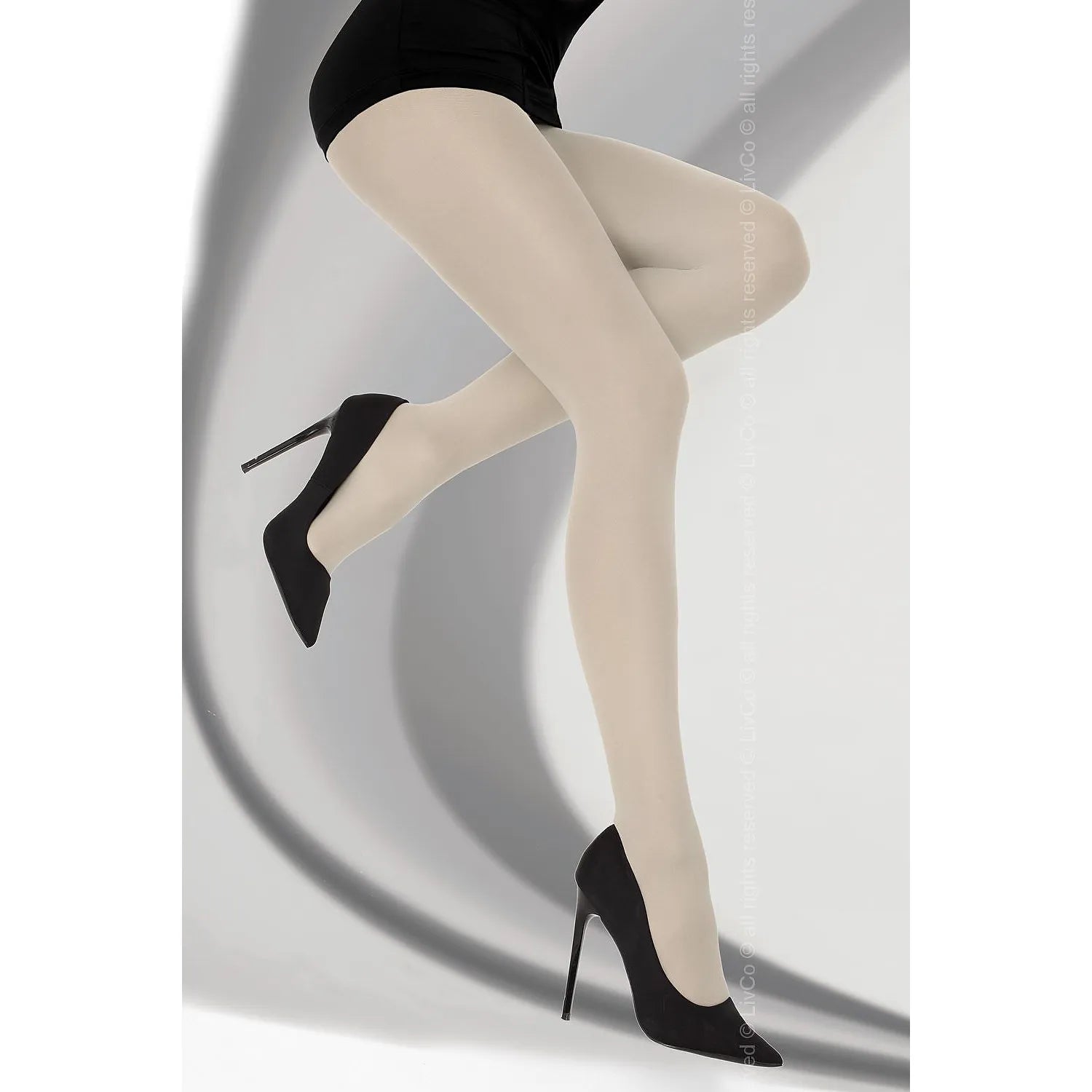 Collants opaques élégants Livia Corsetti 40 DEN crème beige durabilité confort quotidien occasions spéciales