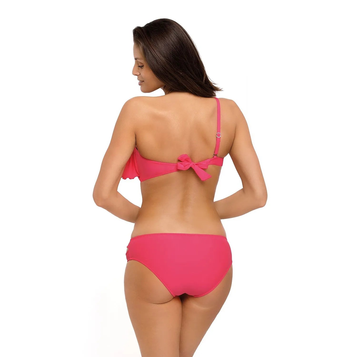 Maillot de bain deux pièces rose avec volant, soutien-gorge amovible, style Latino, idéal pour plage et piscine.