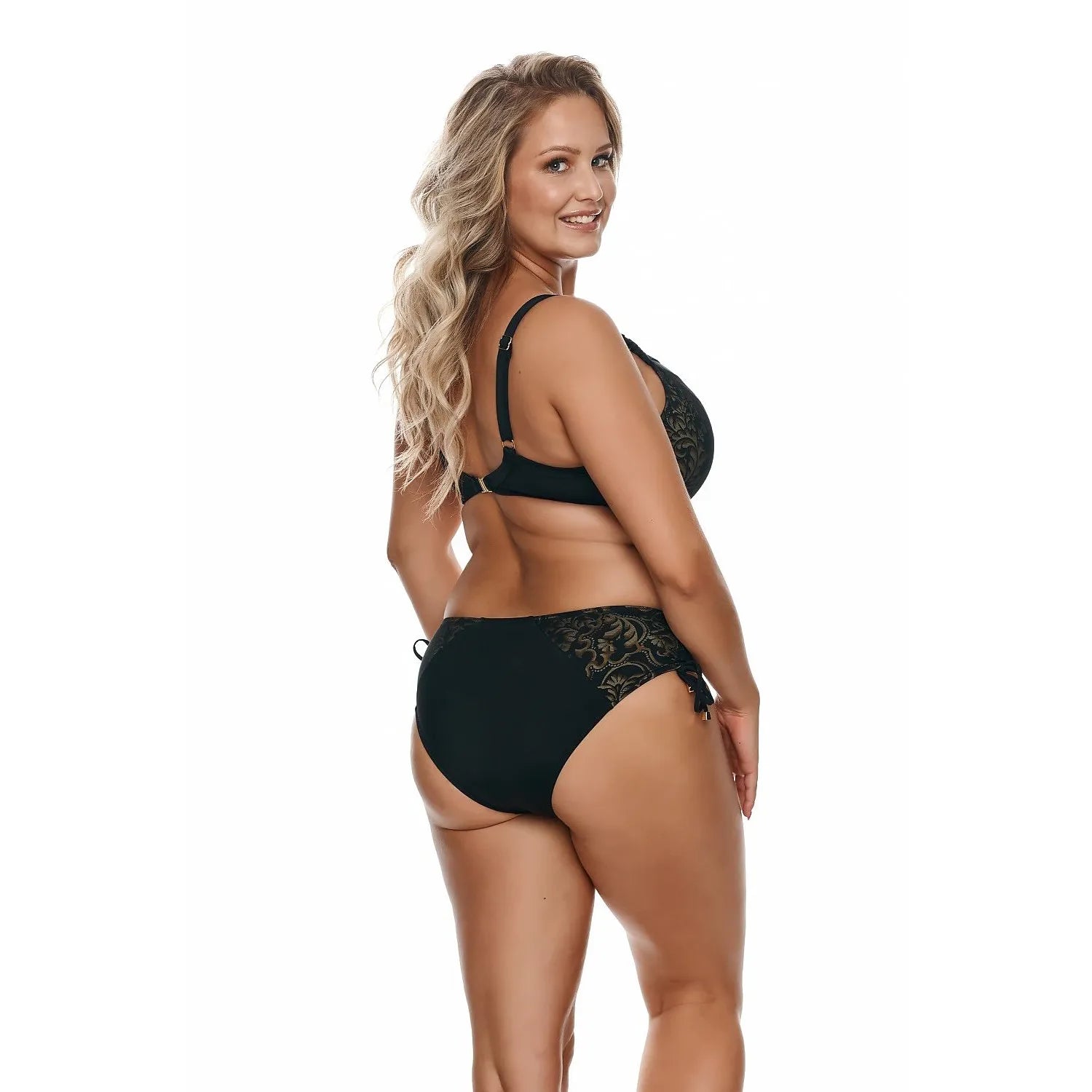 Culotte nageur noire taille haute Lupo Line, ornement doré, élasthanne et polyamide, élégance et confort pour occasions sp...