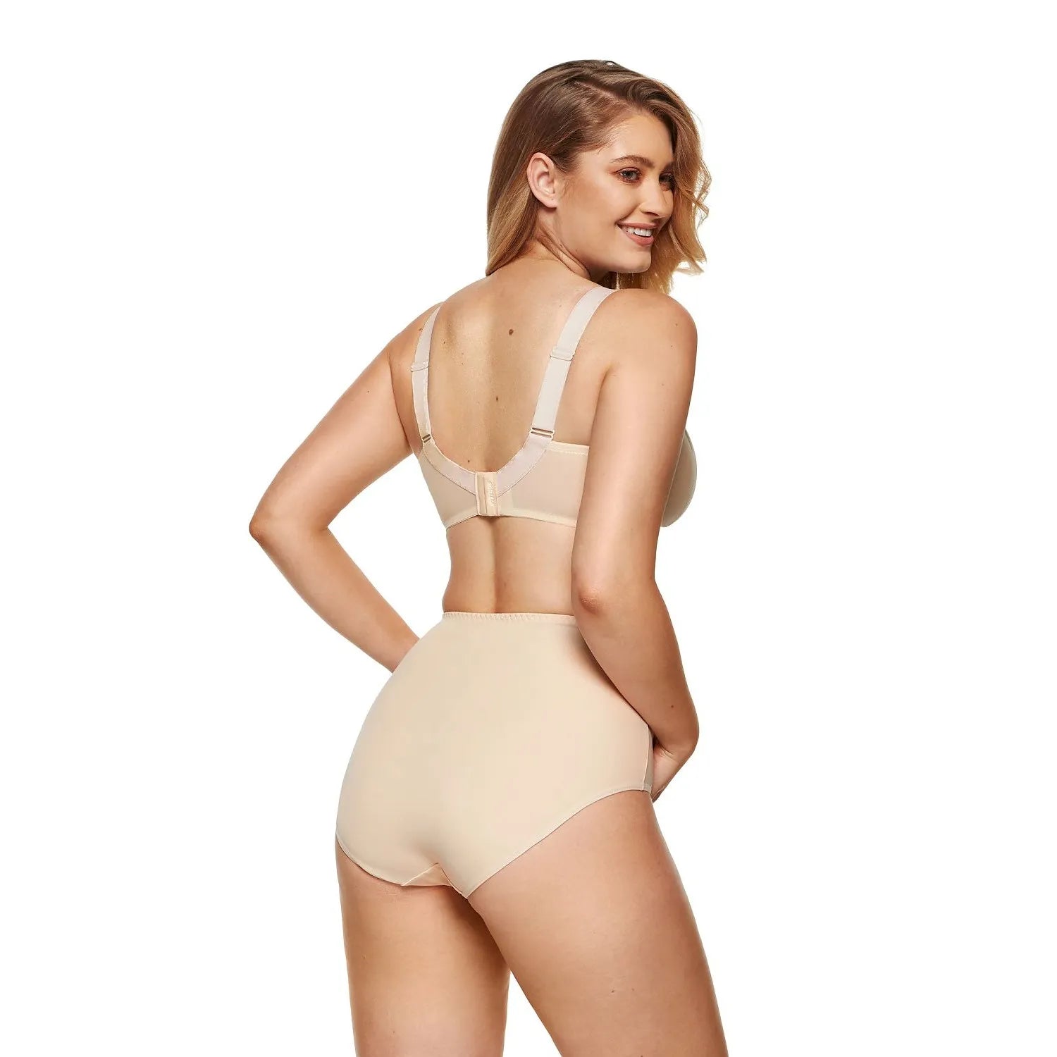 Culotte haute Gorteks beige, taille haute, tulle et tricot, confort et élégance, lingerie féminine silhouette affinée.