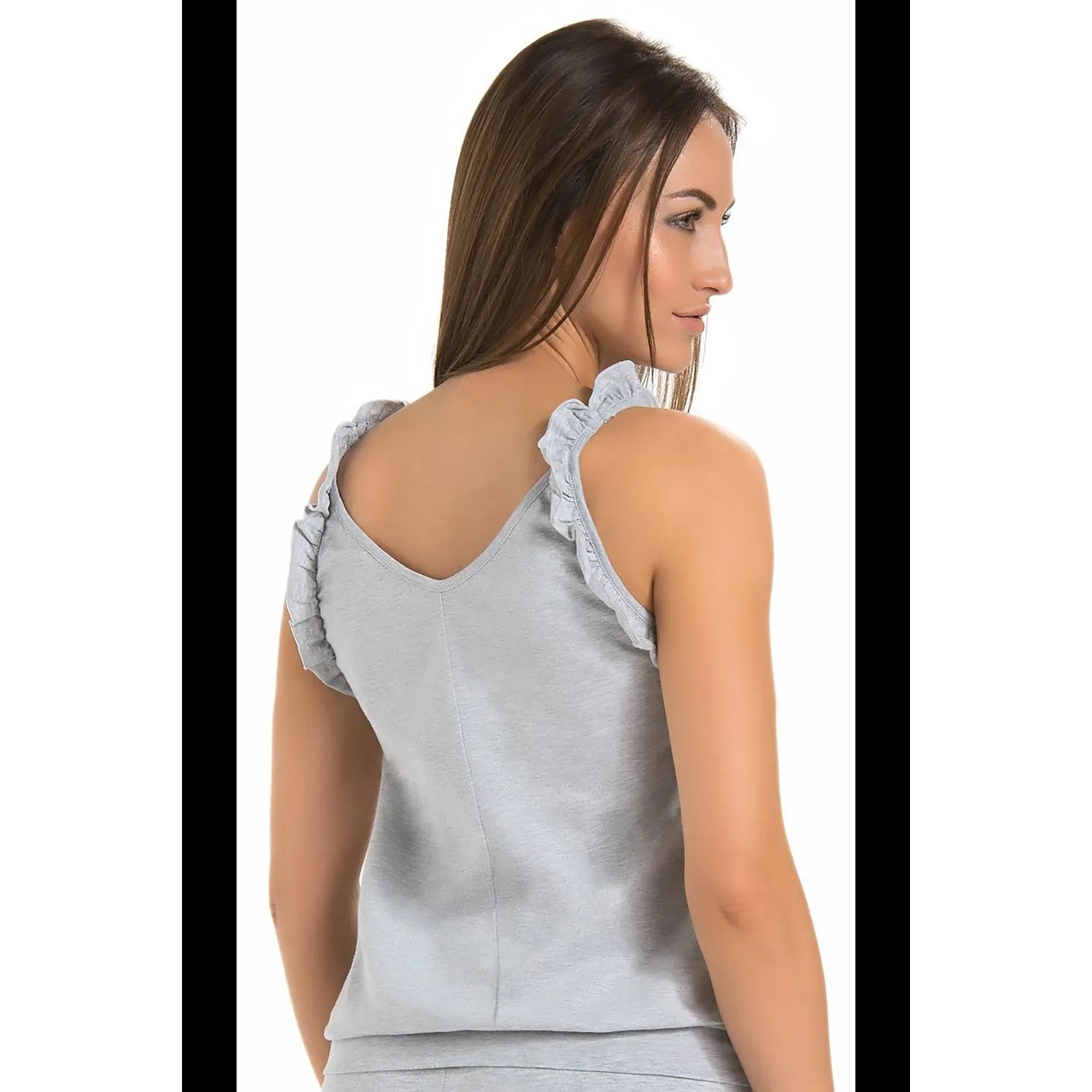 Chemise de nuit grise en viscose, bretelles roulottées, neckline semi-circulaire, élégante et confortable.