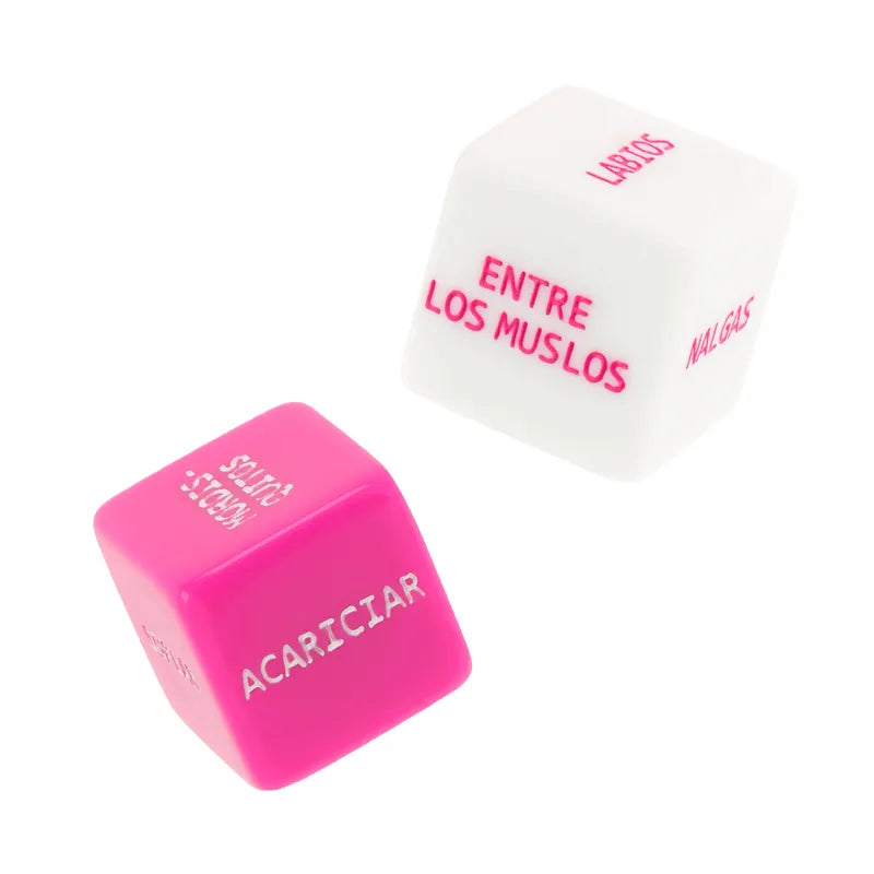 Dés érotiques Moressa en résine blanche et rose, inscriptions sensuelles, design ergonomique, qualité européenne.