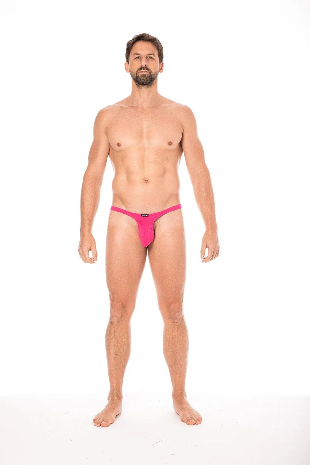 String homme sexy en noir, taille élastique, mélange 95% tissu confortable, élégant et varié en couleurs disponibles.