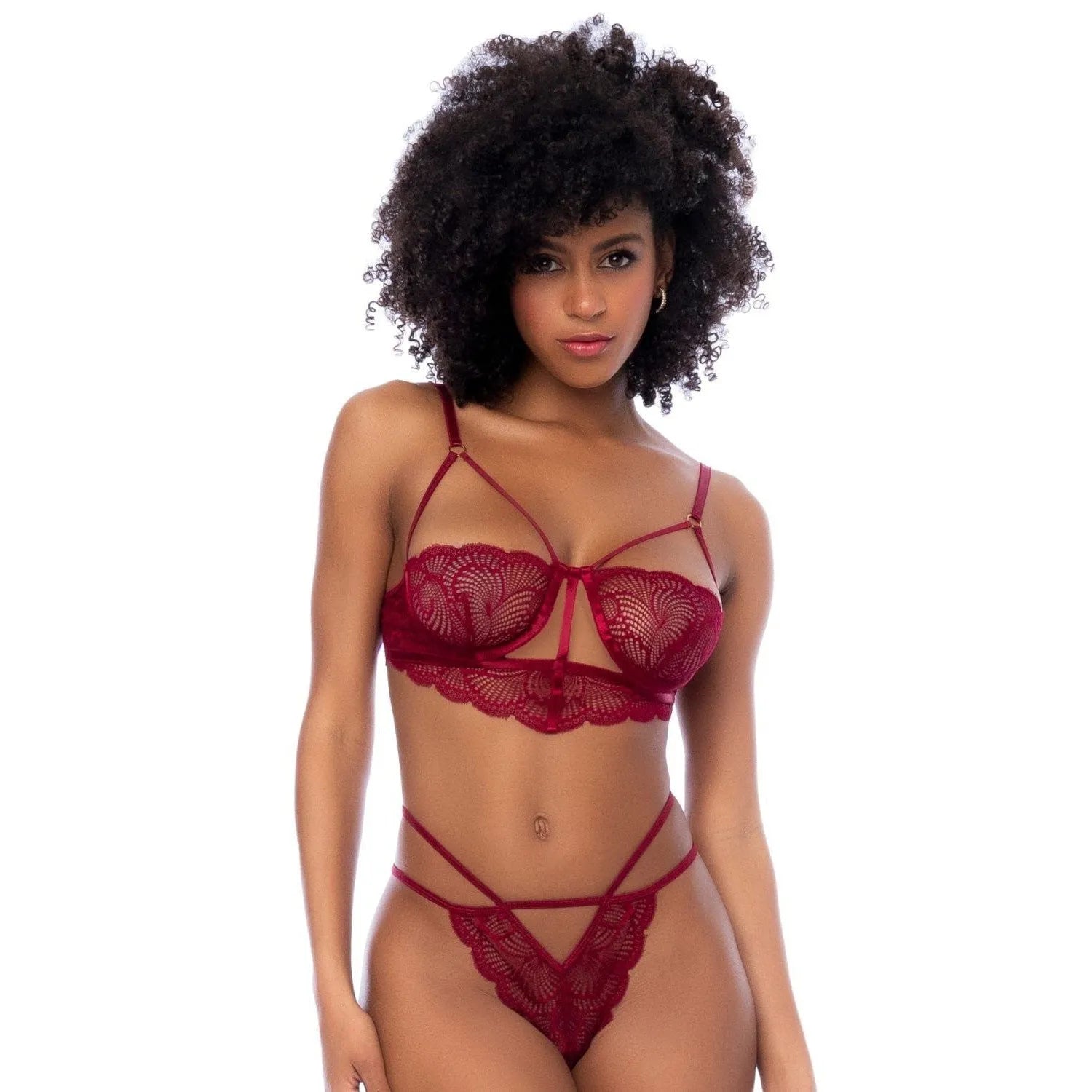 Ensemble lingerie dentelle ondulée soutien gorge armatures bretelles réglables tanga assorti maintien confortable sensuel raffiné tailles disponibles composition polyamide élasthanne