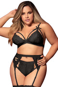 ensemble lingerie noir dentelle femme ronde sensuel romantique soutien gorge noeuds satin porte jarretelles bandes elastiques string coeur dos confort