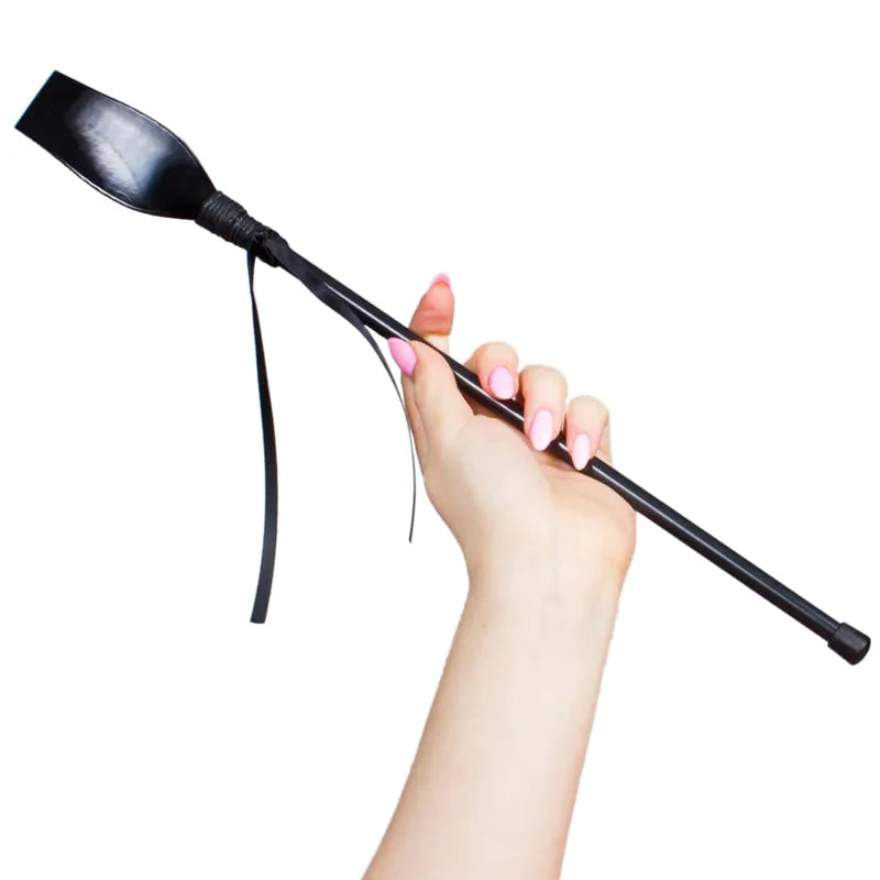 fouet BDSM durable robuste résistant précis impact intense ciblage érogènes maniable modulable contrôle 38cm 35mm compact
