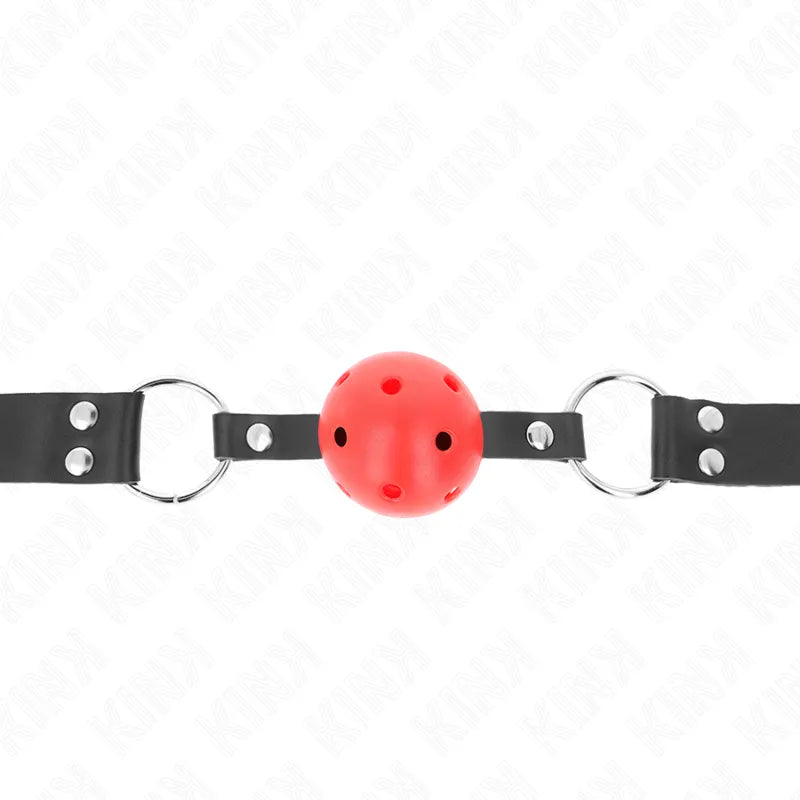 Gag BDSM en silicone rouge avec trous, sangle noire ajustable, hypoallergénique, durable, pour confort et sécurité.