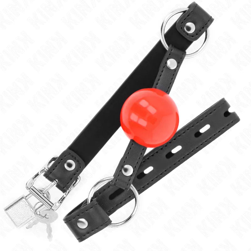 Gag BDSM silicone rouge ajustable avec sangles noires et boucles métalliques, confortable et hypoallergénique.