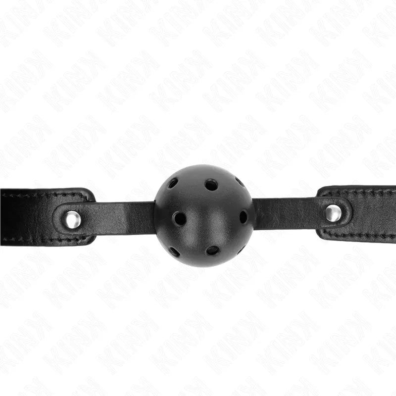 Gag boule silicone noir avec trous, sangles réglables en cuir noir, ergonomique et hypoallergénique pour jeux BDSM.